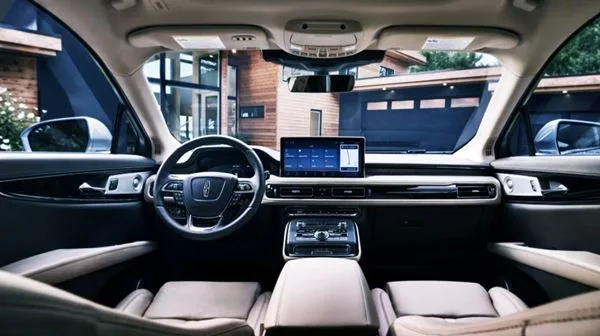 2022 Lincoln Nautilus Interior