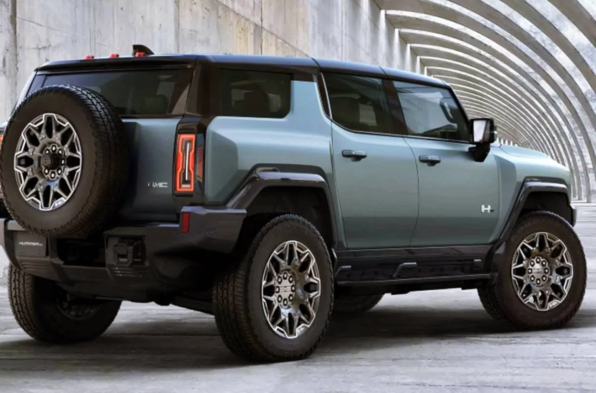 GMC 2023 Hummer EV Exterior